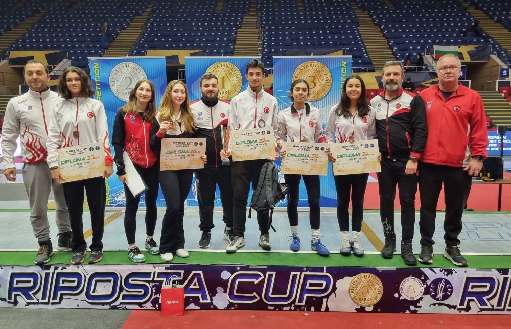 Eskrimcilerimiz Bükreş’te iki bronz madalya kazandı