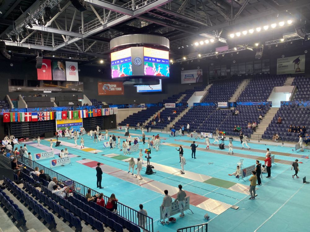 İstanbul’da sporcularımızdan ilk gün 5 madalya
