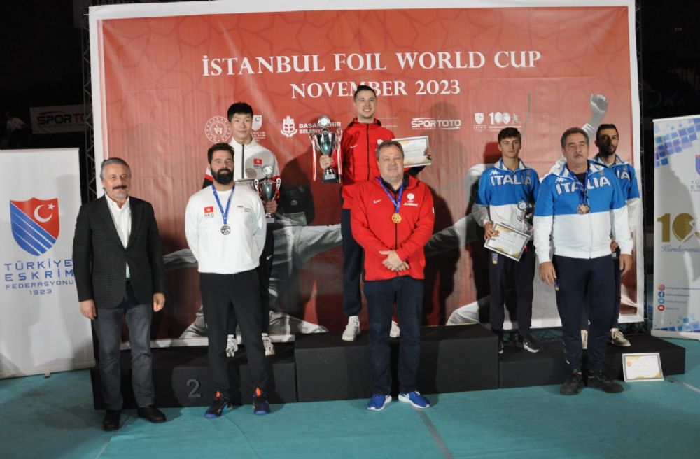 Erkekler Flöre Dünya Kupası’nda madalyalar sahibini buldu