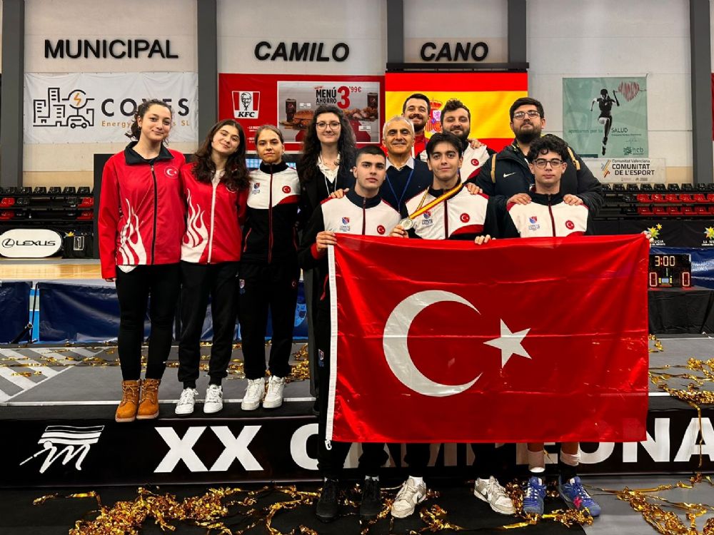 Toprak Altınçekiç’ten gümüş madalya