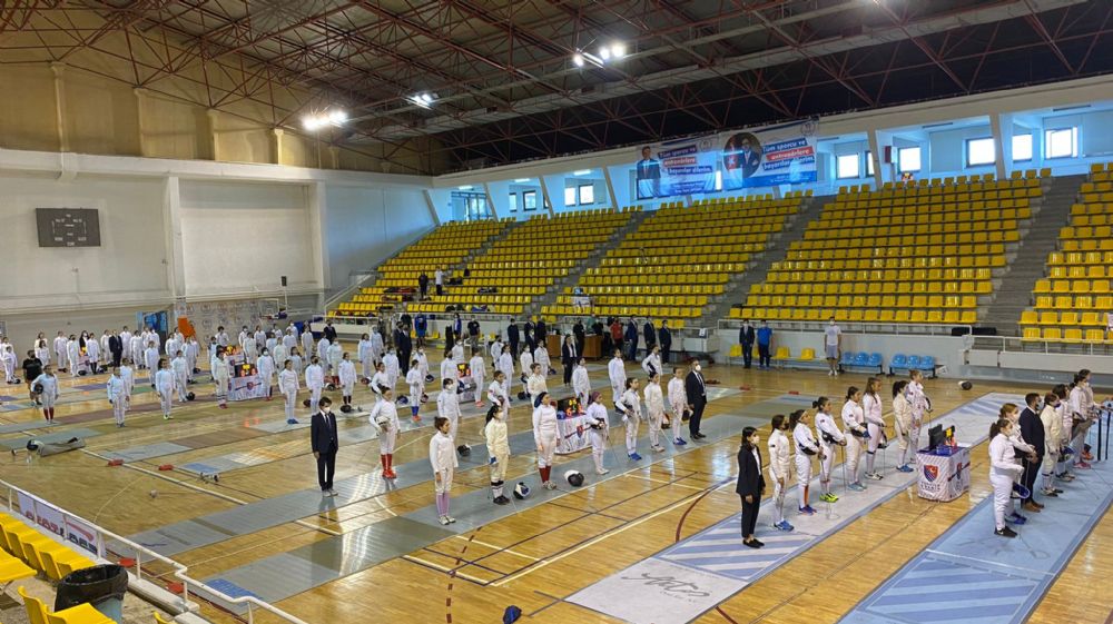 Yıldızlar - Büyükler Eskrim Açık Turnuva Sona Erdi