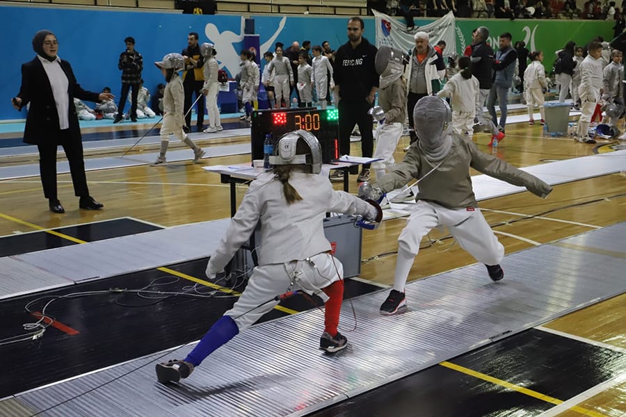 kilic karsilasma