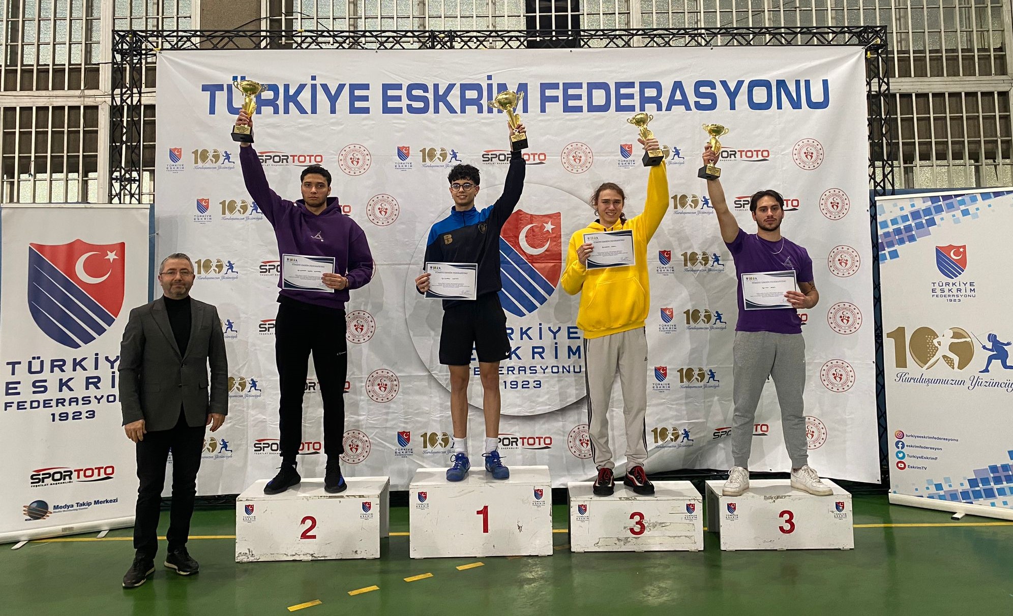 5-genc erkek flore