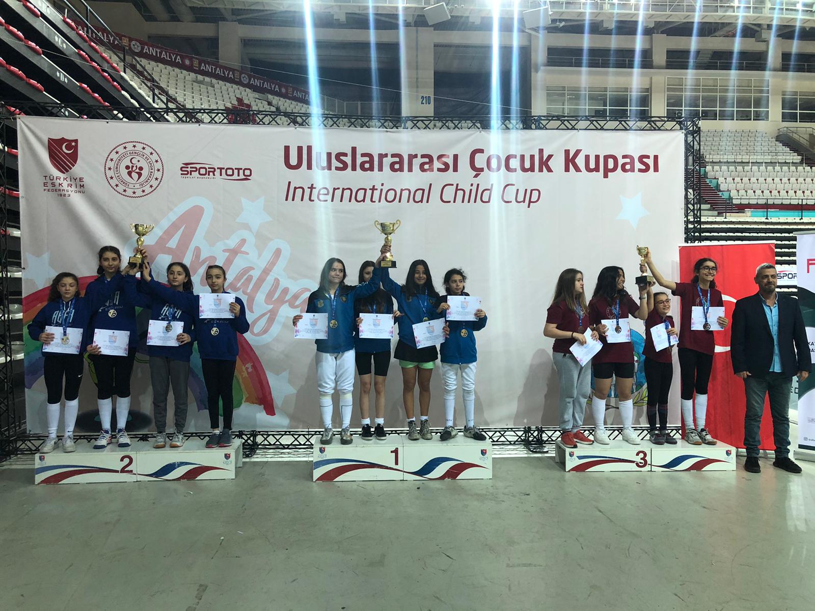 16- U14 KİZLAR FLORE TAKIM