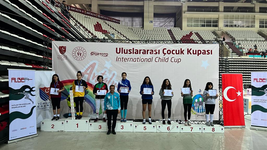 3-u14 kizlar kilic