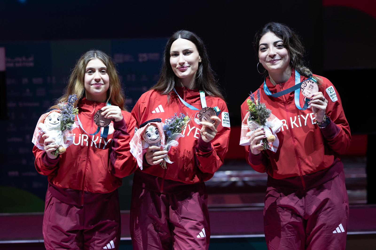 islam_oyunlari_kilic_takim