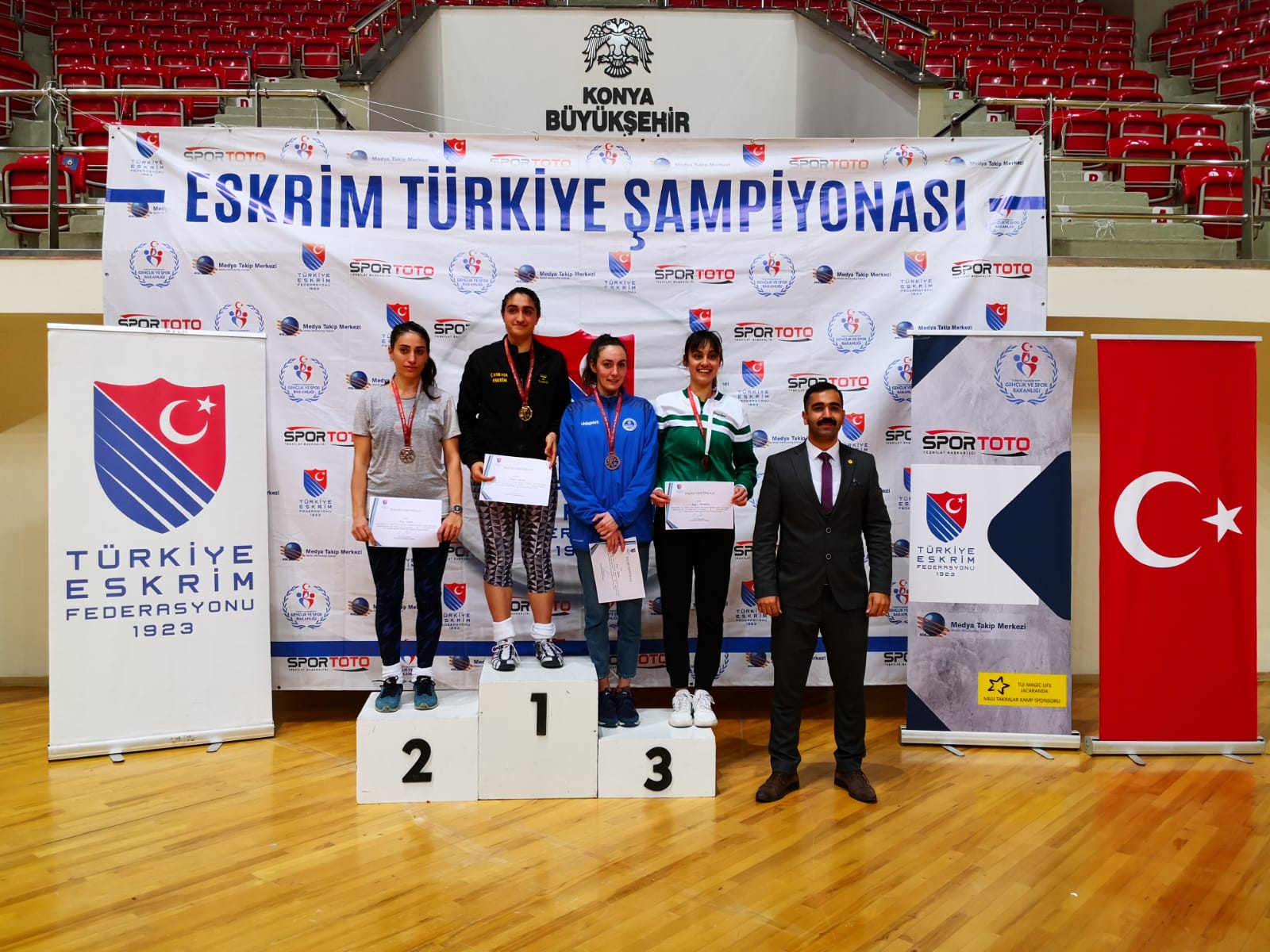 BUYUK KADIN EPE