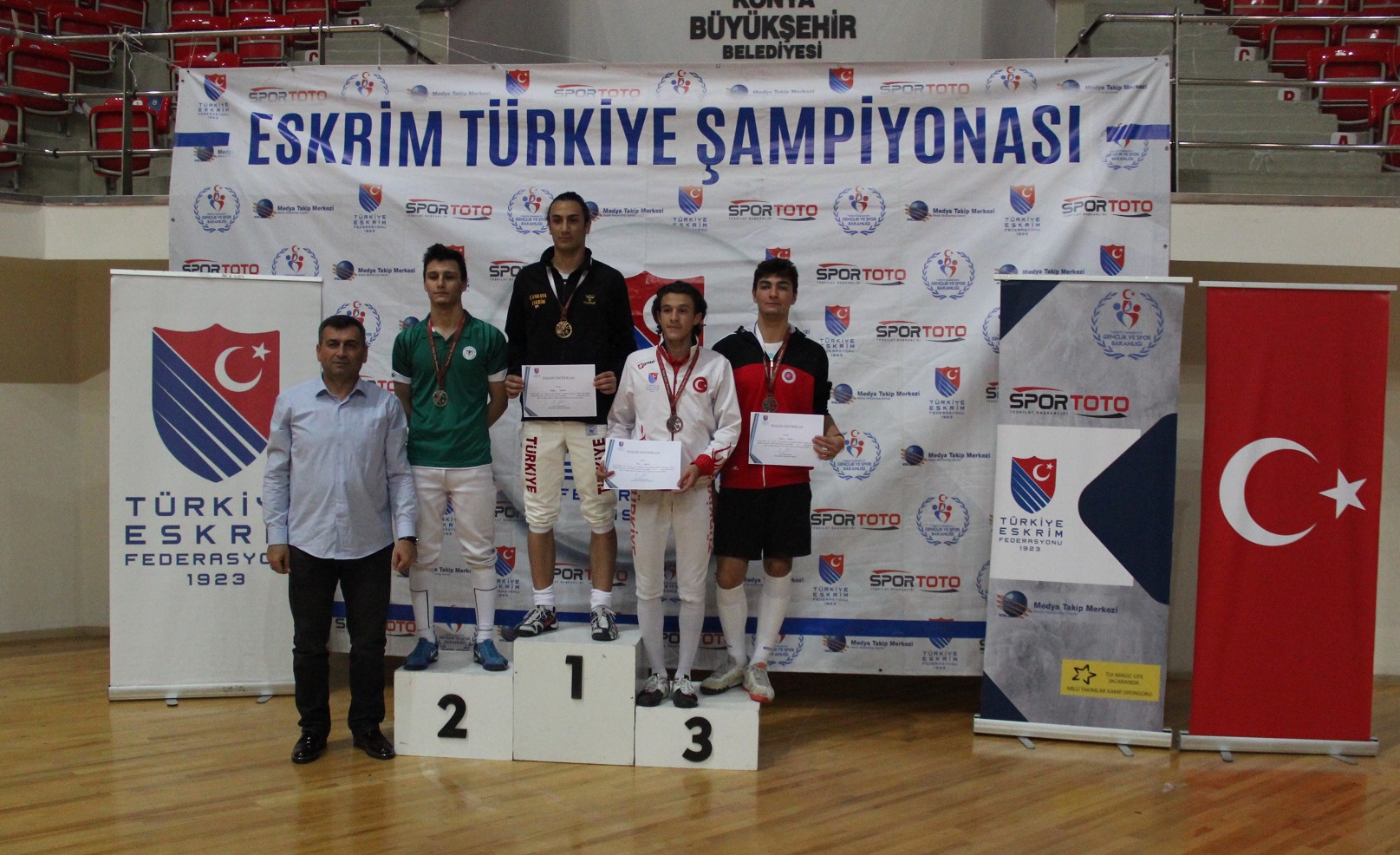 Genc erkekler epe